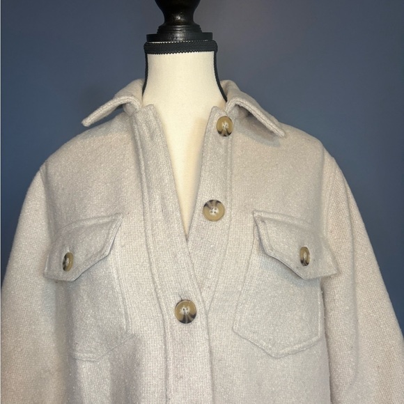 Kismet XS Off-White Utility Jacket with Button Detail - Picture 3 of 9